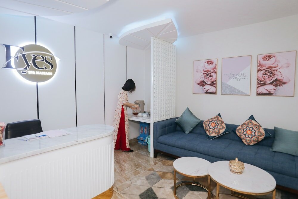 Фото Eyes Hotel