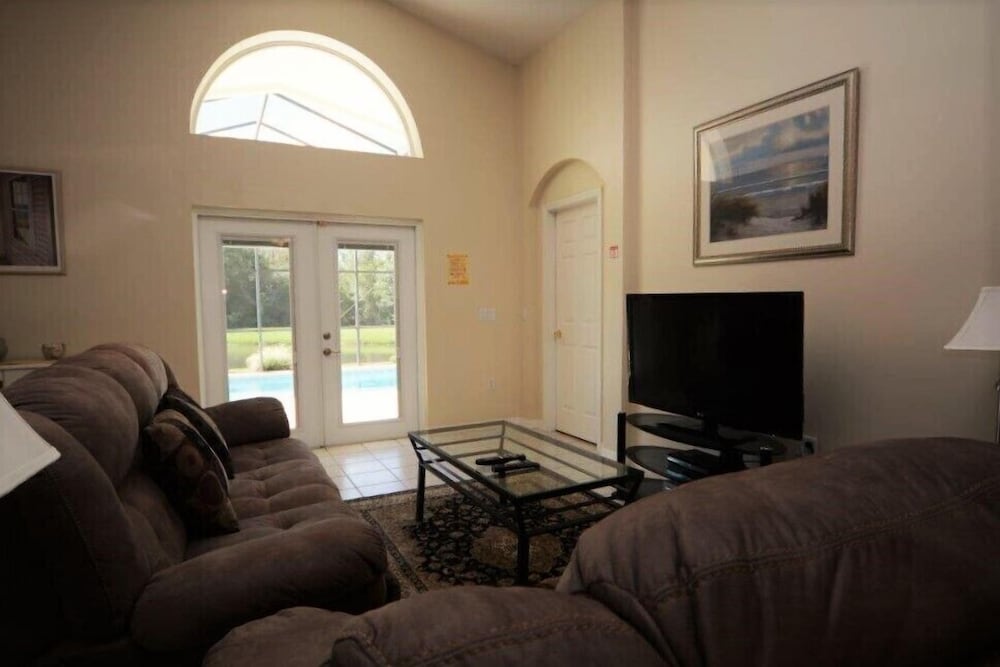 Фото 4630 4 Bedroom Private Pool Home, Cumbrian Lakes