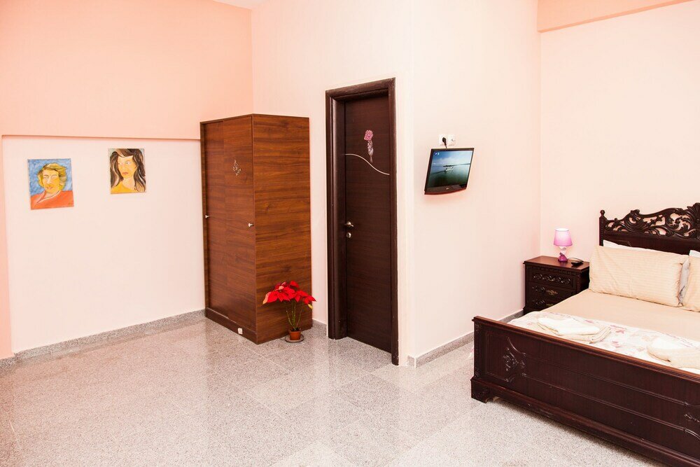 Фото Bright and Relax Studio C in Porto Rafti