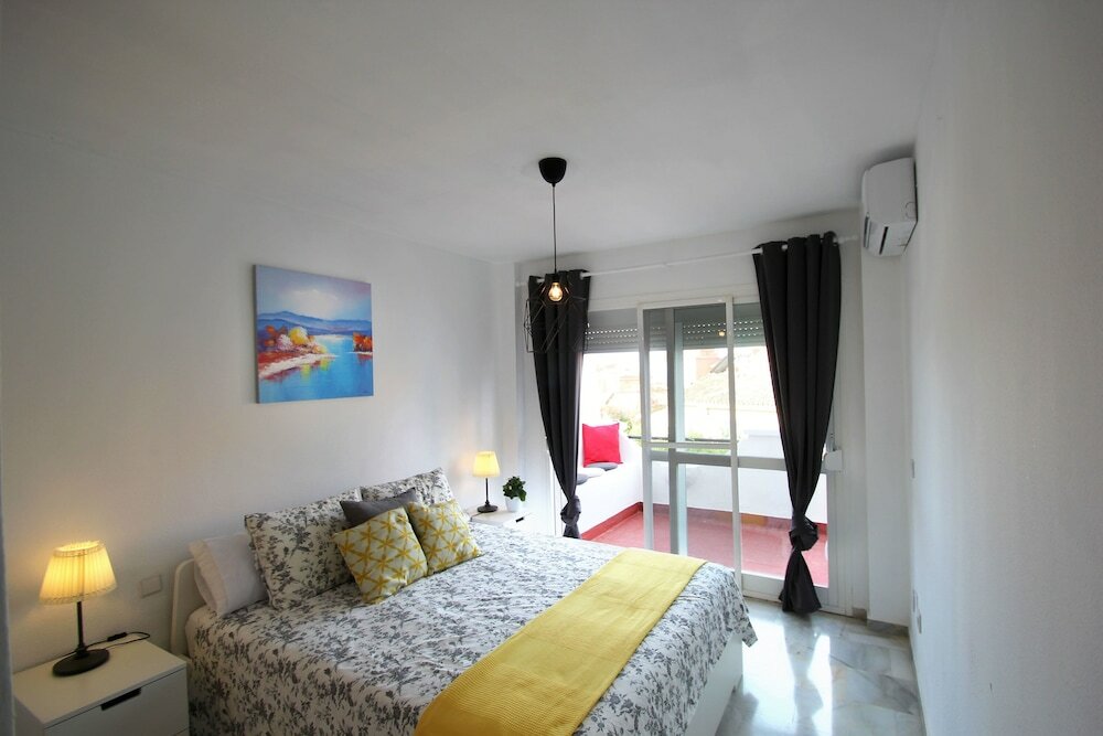 Фото Rootop Villa - Chalet EN Cabo Pino con vistas al mar, jardines y piscina