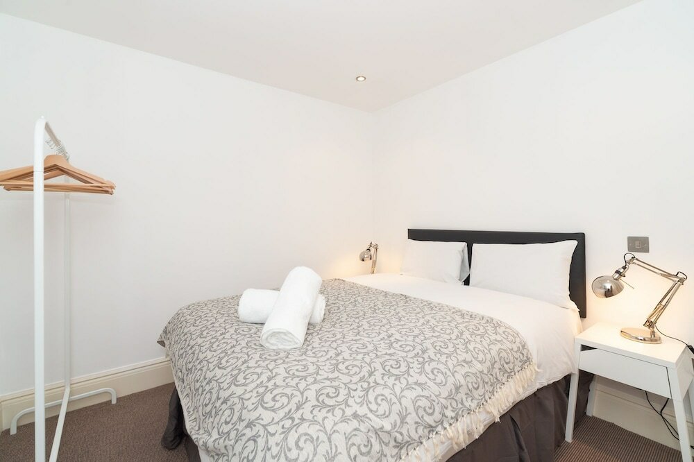 Фото Pml Apartments Park Road