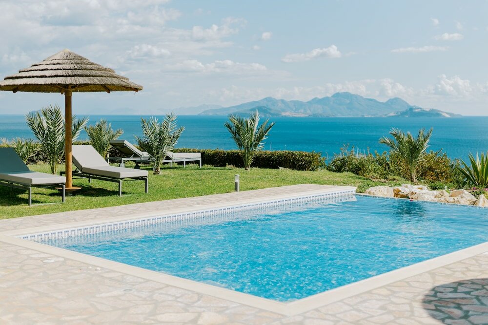 Фото The Three Graces