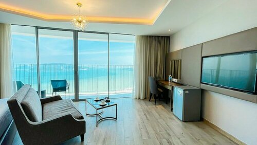 Гостиница Panorama Luxury Sea View Apartment в Нячанге