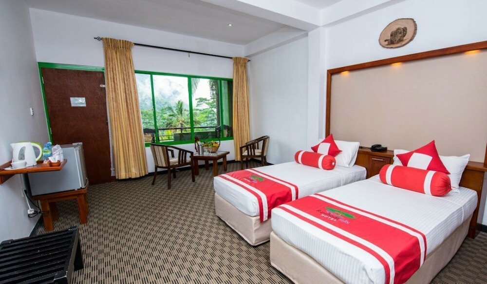 Фото Ramboda Falls Hotel