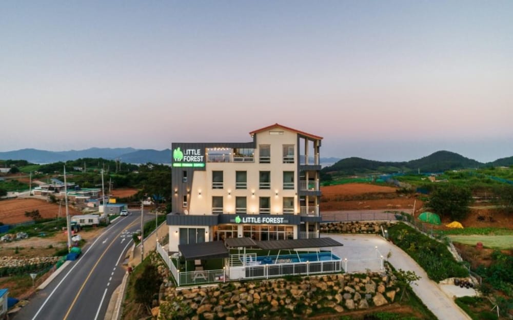 Фото Yeosu Little Forest Pension