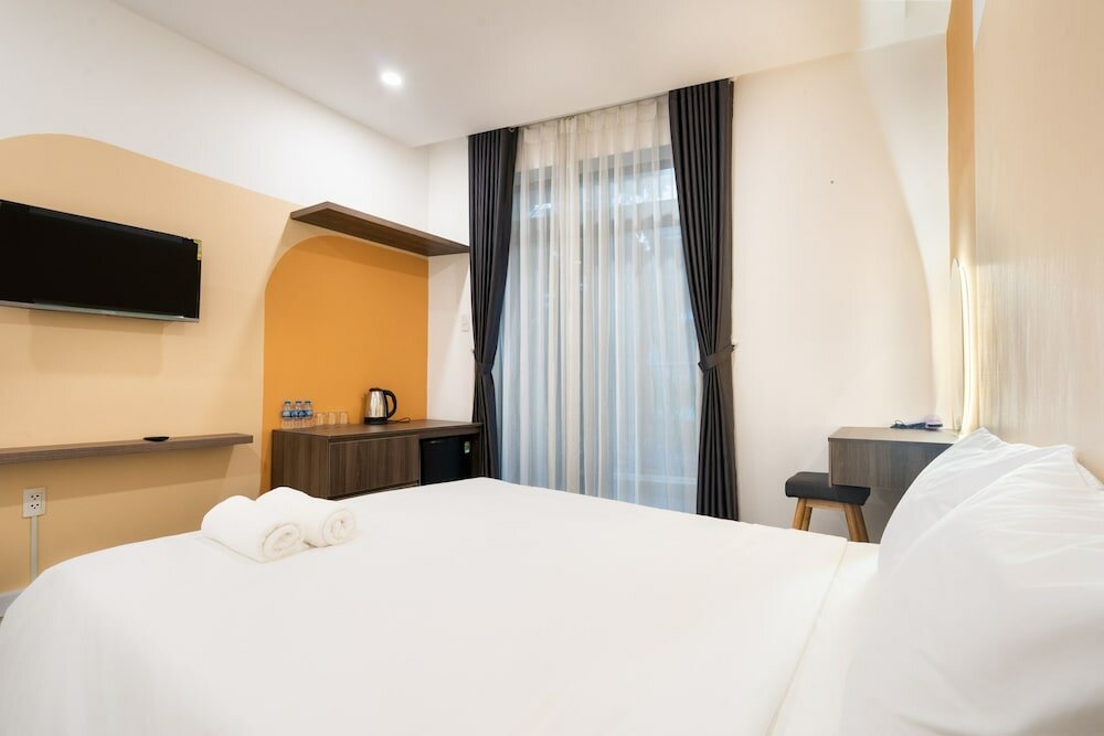 Фото Justay Pink Church