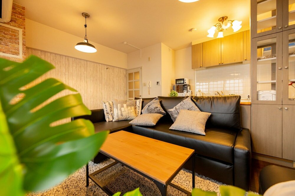 Фото Shinsaibashi Midtown Apartments