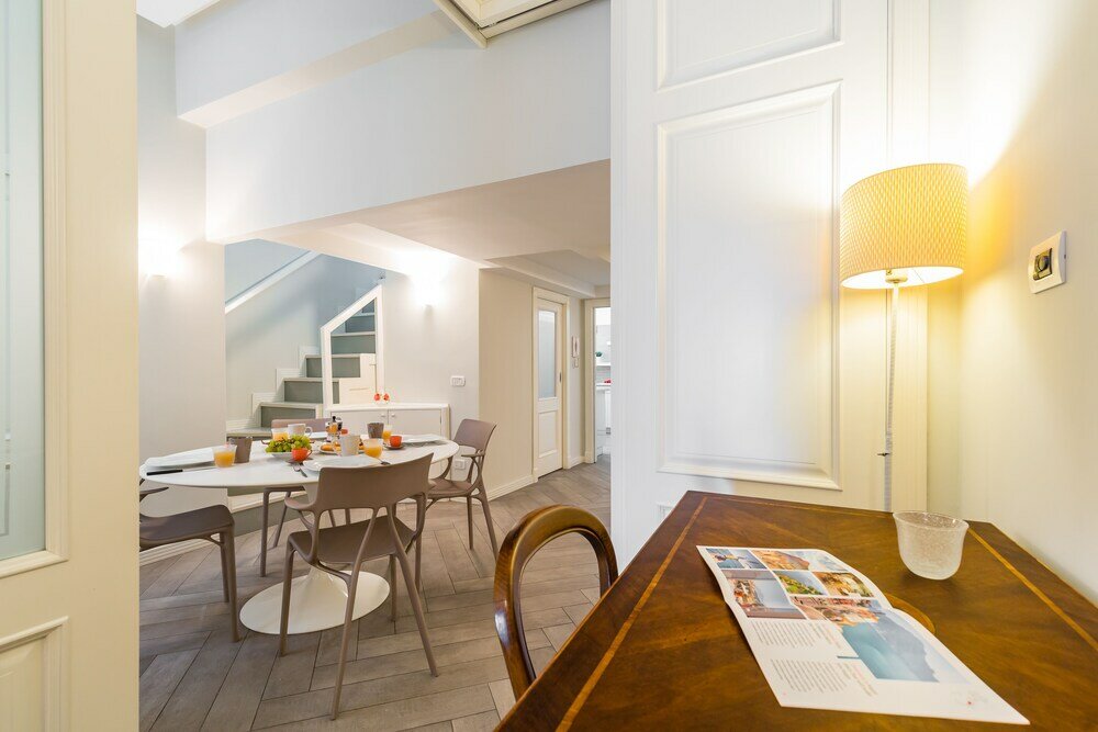 Фото Elegante Appartamento A Piazza Dei Martiri