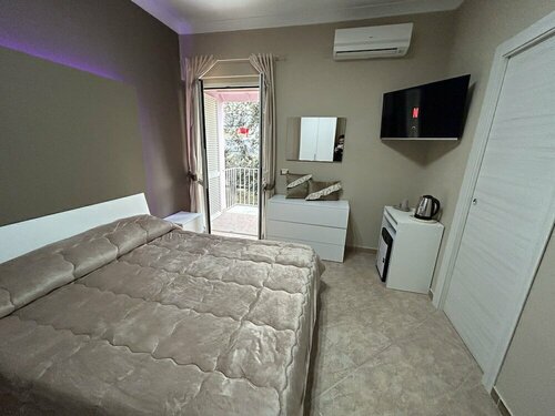 Гостиница Skycity b&b в Неаполе