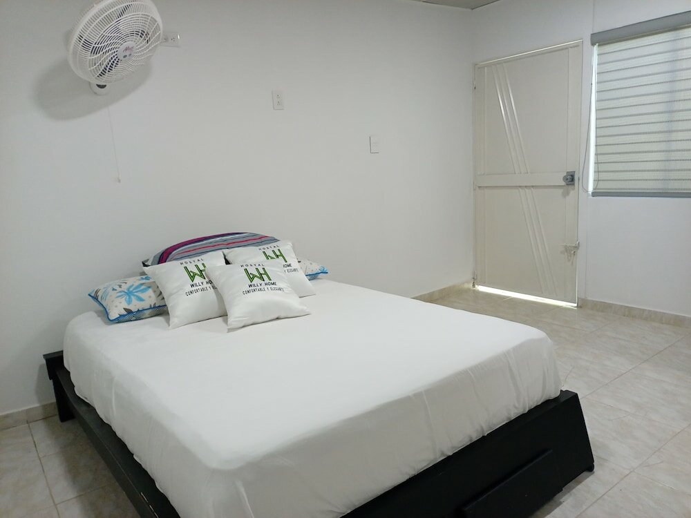 Фото Hostal Willy Home