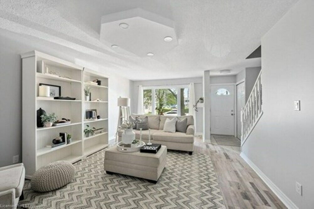 Фото Globalstay. Elegant 3 Bedroom Townhouse in London