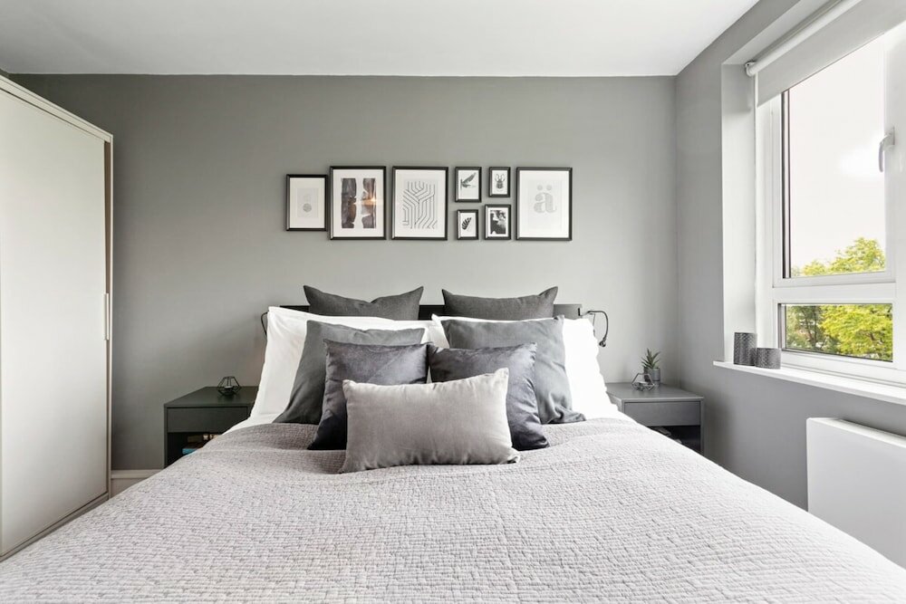 Фото Lovely 2 Bed Apartment w Balcony nr River Thames