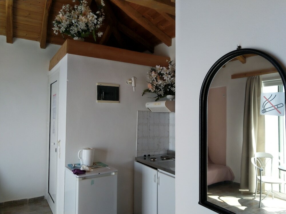 Фото Azalea Studios