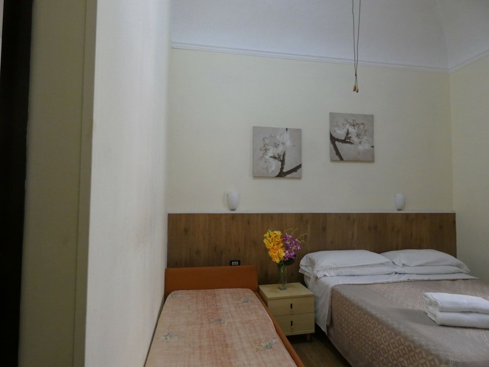 Фото Guest House Sunlight