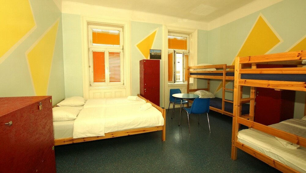 Фото Westend City Hostel GmbH