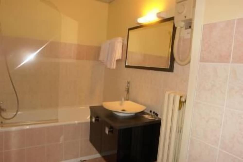 Фото Brit Hotel le Magdalena