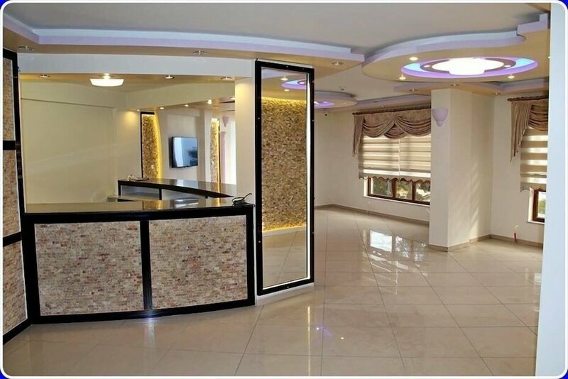 Гостиница Konerkon Otel Plaza в Эрменеке