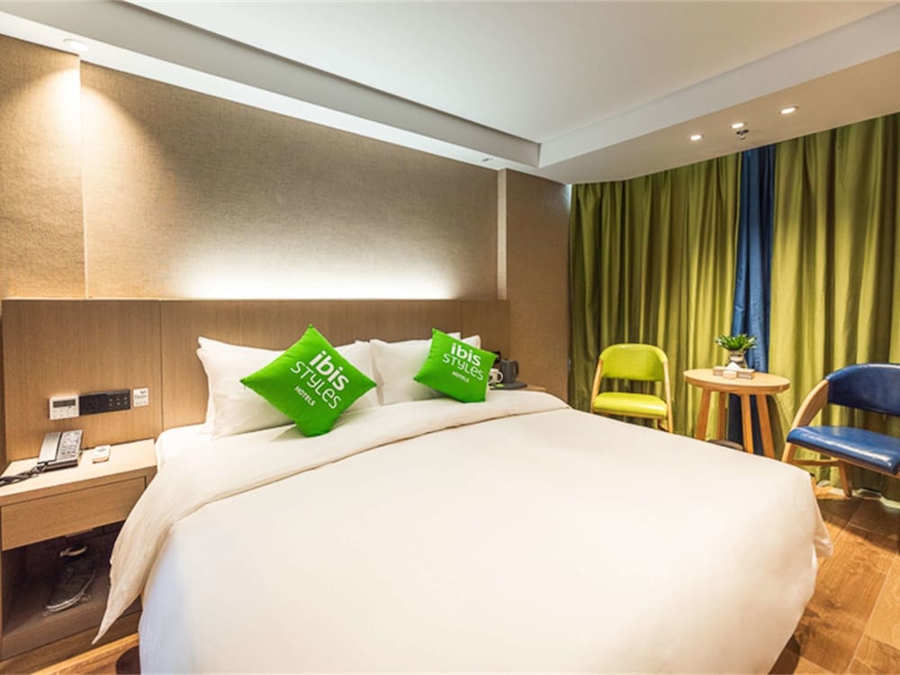 Фото Ibis Styles Fuzhou Wuyi Square Hotel