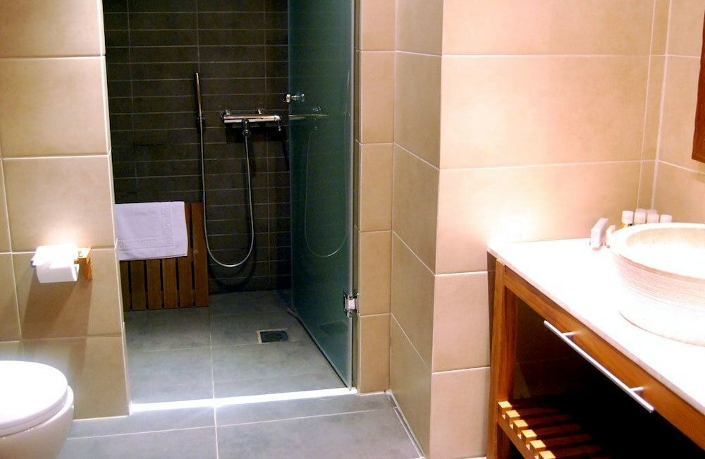 Фото Astrolabe Hotel