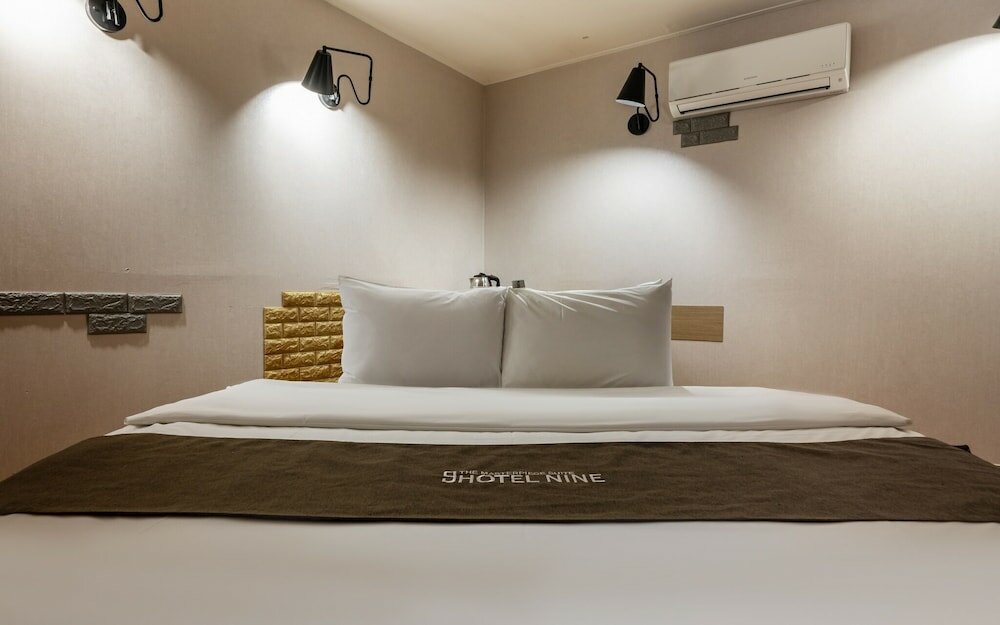 Фото Yeongdeungpo Nine