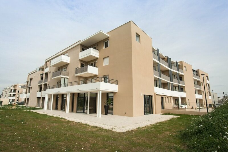 Гостиница Zenao Appart'hotel Villeneuve les Avignon