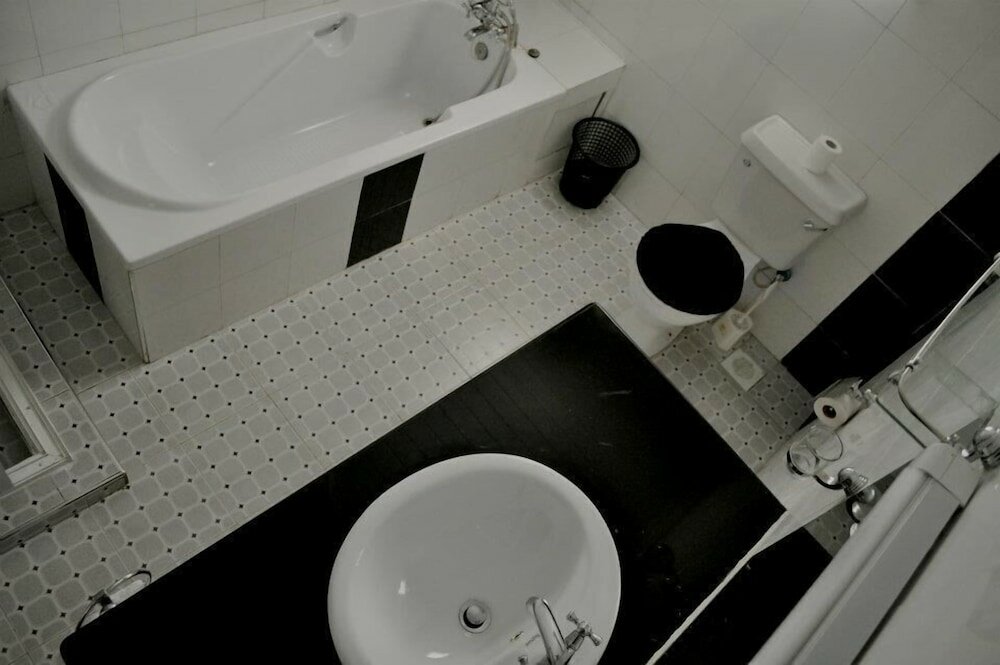 Фото CountryView Hotel