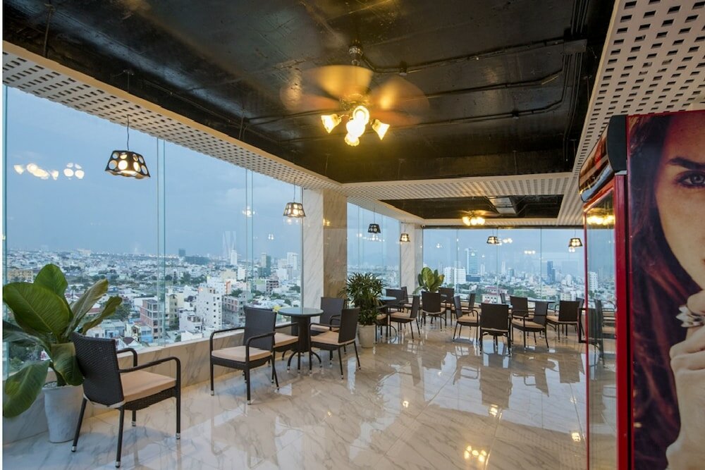 Фото Crystal Hotel