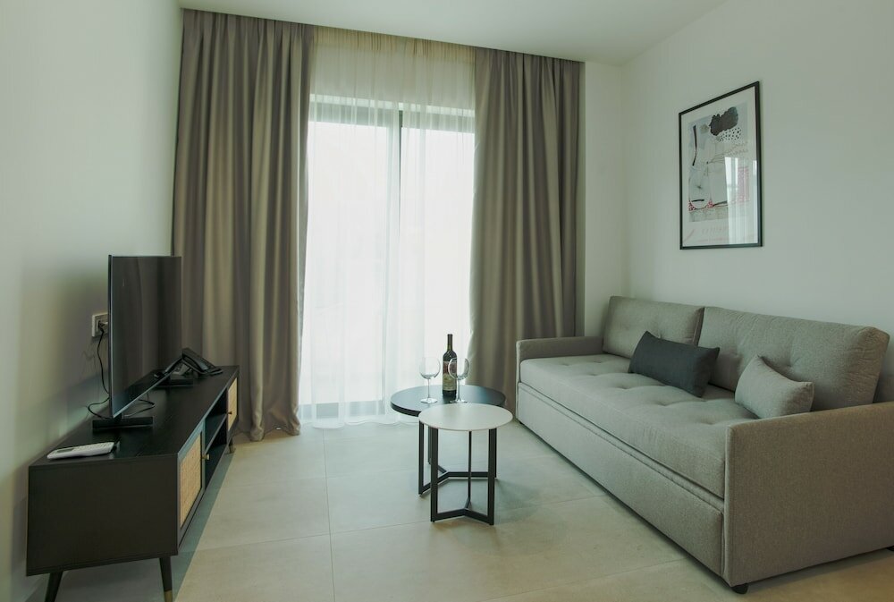 Фото Celine Luxury Apartments & Suites
