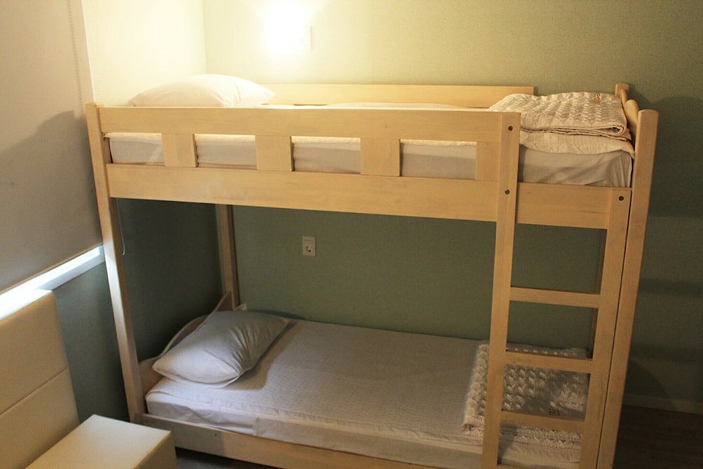 Фото Yeosu Hi and J Guest House