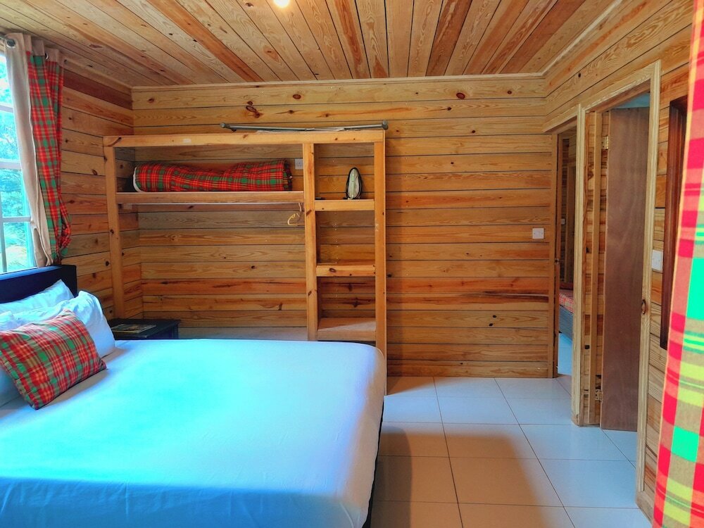 Фото Liberty Suite Cottage 8