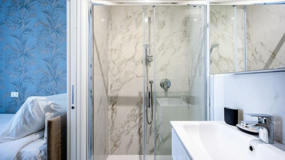 Фото Italianway - The B Village Business