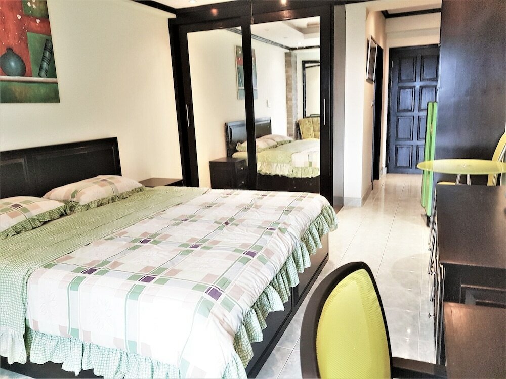 Фото 13th Floor sea View Studio