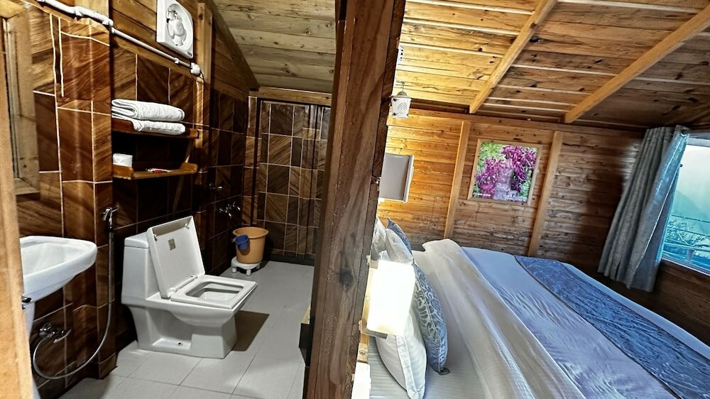 Фото Blue Poppy Resort