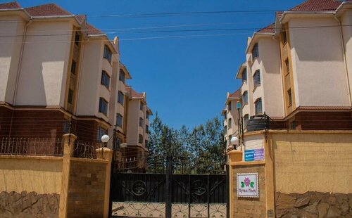Гостиница Lilly's Furnished Apartments в Накуру