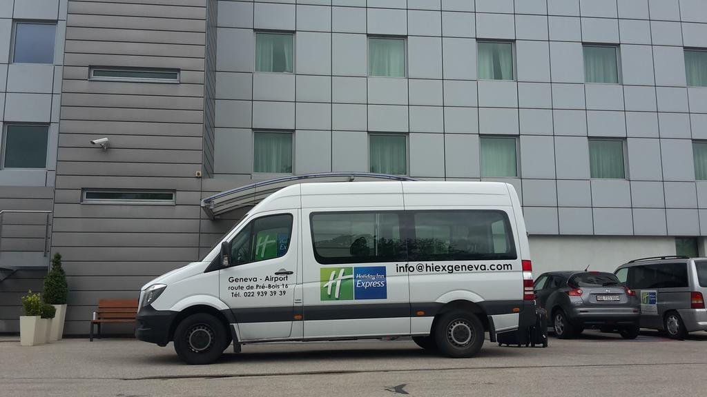 Фото Holiday Inn Express Geneva Airport by IHG