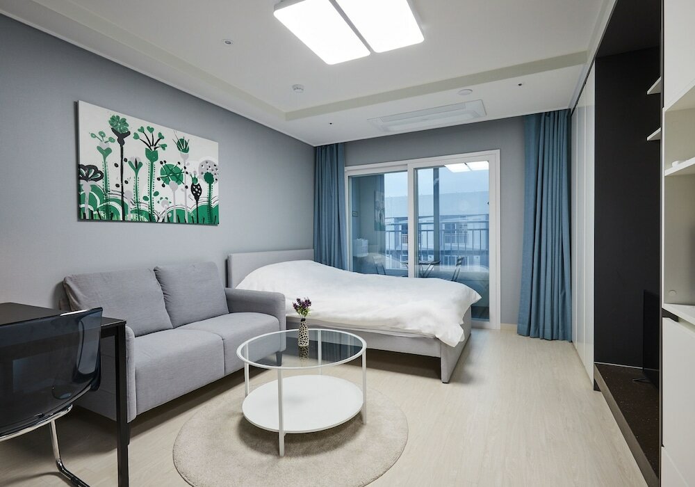 Фото Yeosu Ungcheon First by SoTA