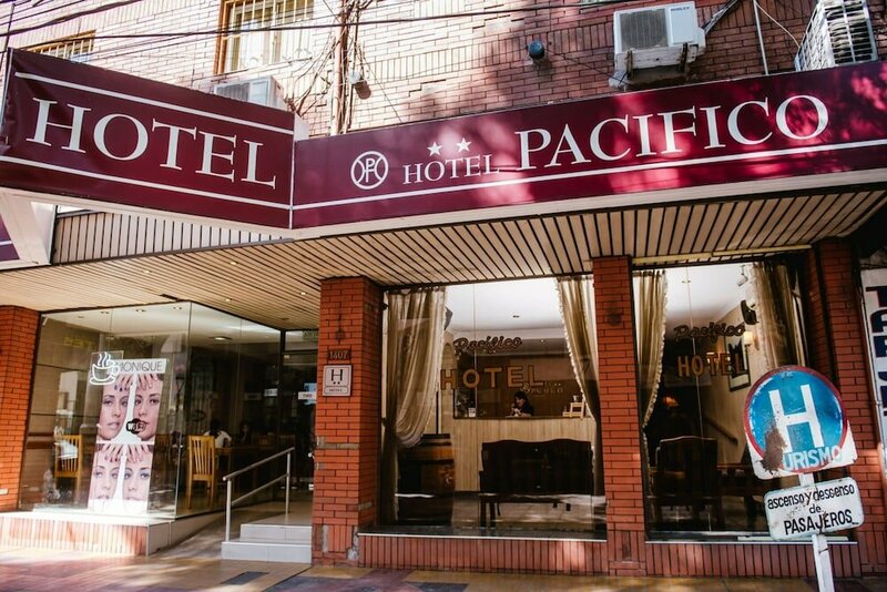 Гостиница Hotel Pacifico в Мендосе