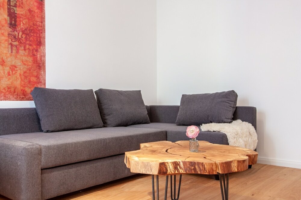 Фото Massive Wooden Furniture in Central Stay