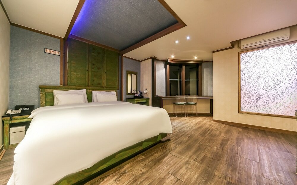 Фото Pohang E&a Hotel