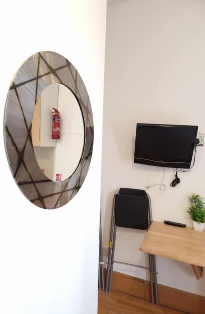 Фото 80 Inverness Terrace