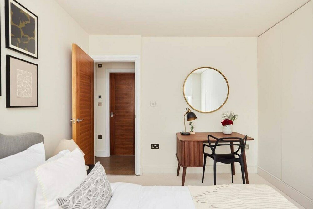 Фото The Wandsworth Haven - Bright 2bdr Flat