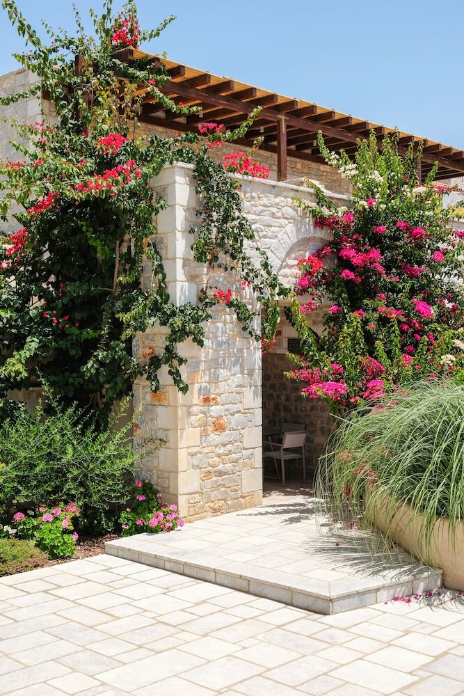 Фото Margo Beach Hotel