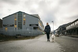 Гостиница Svalbard Hotell - Polfareren