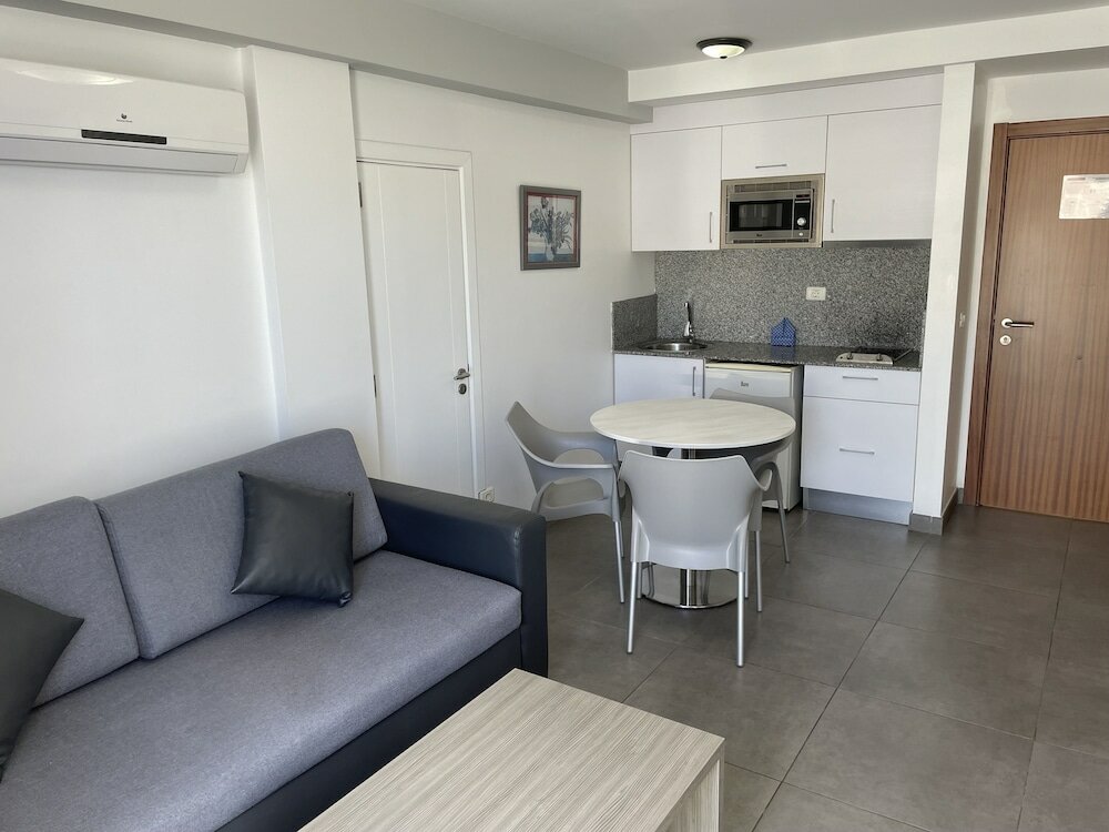 Фото Hotel Servatur Castillo del Sol