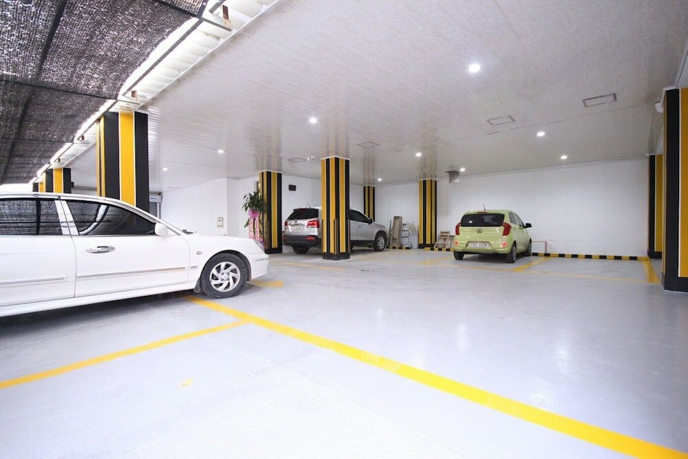 Фото Pohang Mundeok Elly