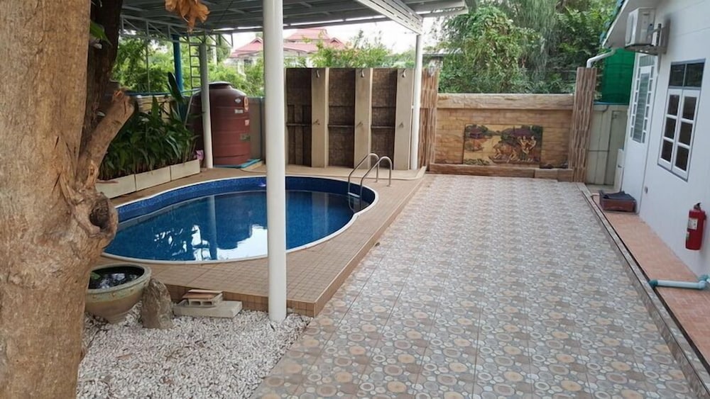 Фото Baan Suksabai Hua Hin