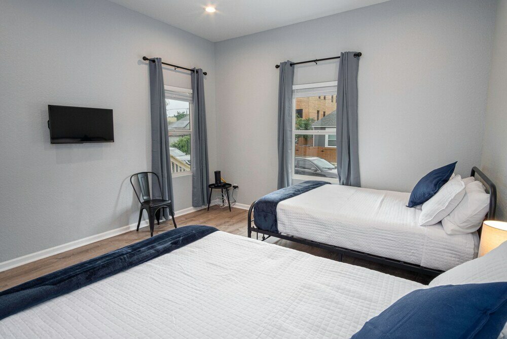 Фото Your Dream Stay 4br/2ba Near Downtown & Riverwalk