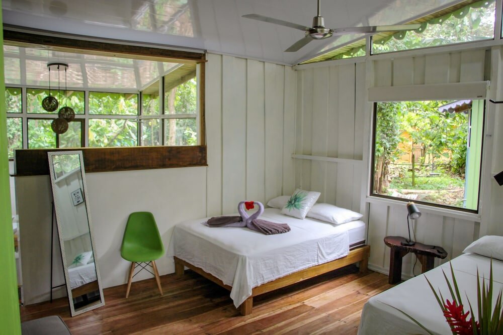 Фото Secluded Beach Hotel