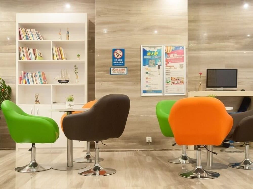 Фото GreenTree Inn Nanning Qingxiu District DongGe Hotel