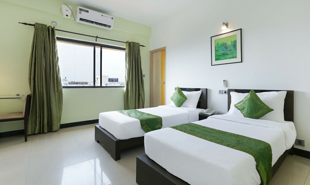 Фото White Canvas Hotel